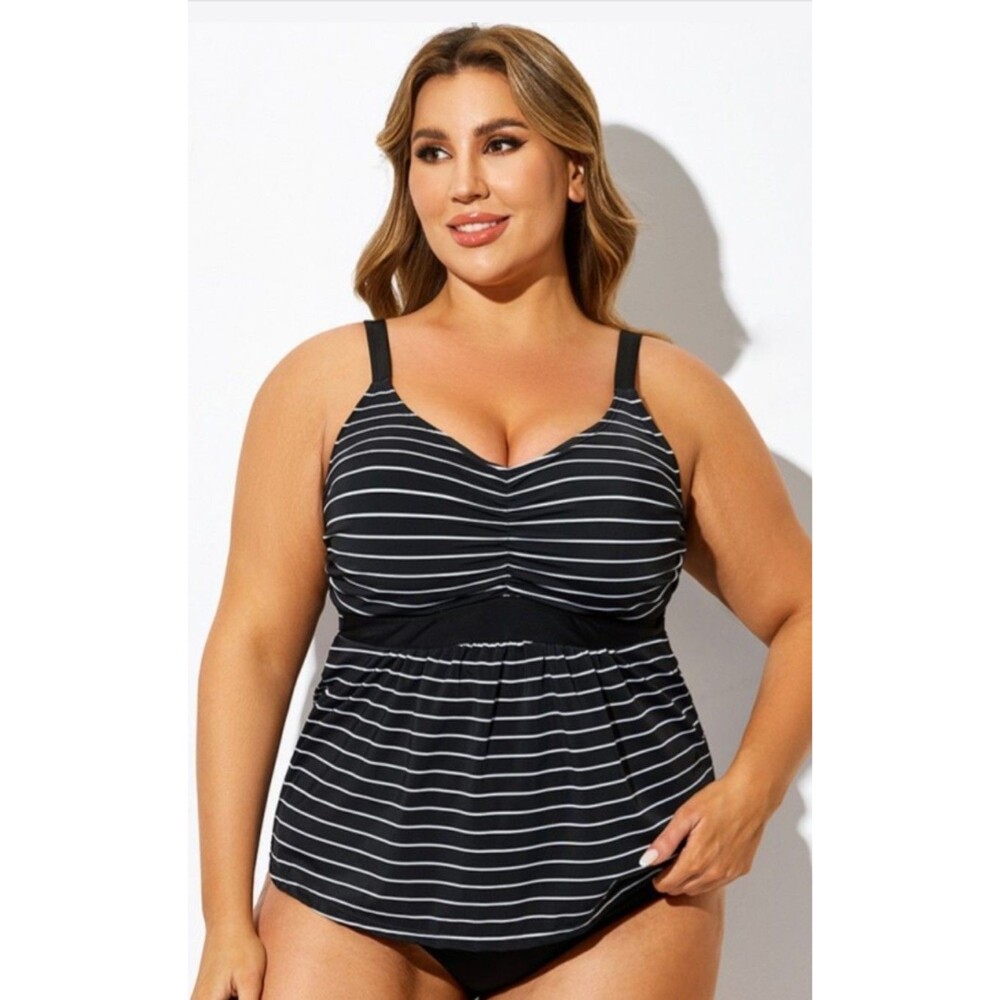 NWT MEET CURVE Womens 3XL Black White Stripe V-Neck Tankini Swimsuit (TOP ONLY)